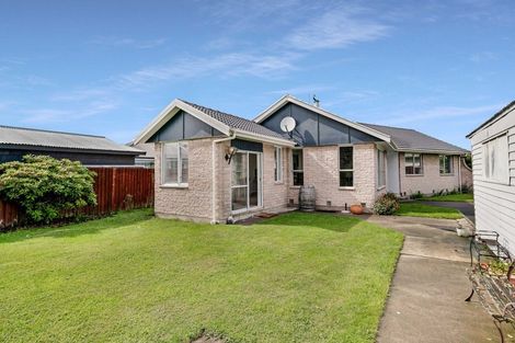 Photo of property in 34 Oakley Crescent, Hornby, Christchurch, 8042