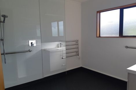 Photo of property in 35 Reading Street, Greytown, 5712