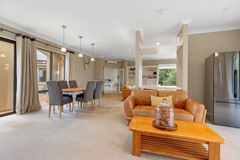 Photo of property in 8 Sissinghurst Court, Bethlehem, Tauranga, 3110