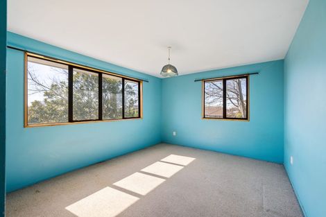 Photo of property in 13 Broadfell Avenue, Avonhead, Christchurch, 8042
