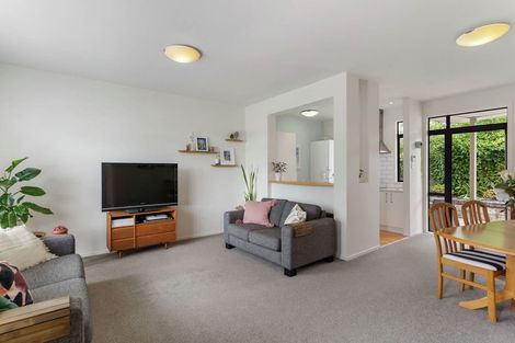 Photo of property in 41/2 Armoy Drive, East Tamaki, Auckland, 2016