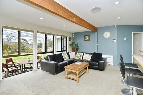 Photo of property in 33 Leverett Place, North New Brighton, Christchurch, 8083