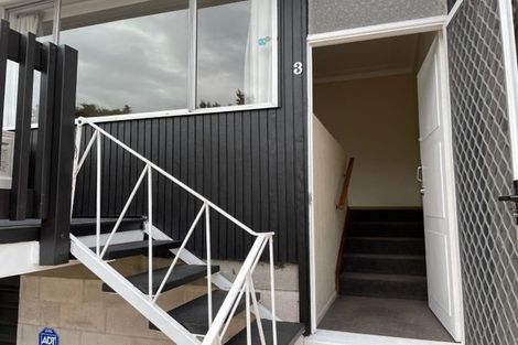 Photo of property in 3/3 Opaheke Road, Papakura, 2110