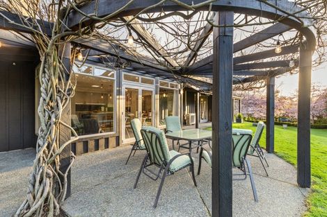 Photo of property in 274 Polson Hill Drive, Aokautere, Palmerston North, 4471