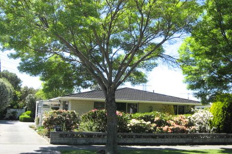Photo of property in 308 Memorial Avenue, Burnside, Christchurch, 8053