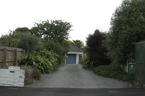 Photo of property in 37 Whitby Street, Burnside, Christchurch, 8053