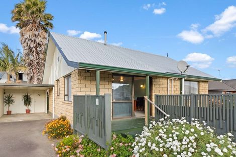 Photo of property in 138a Amberley Avenue, Highbury, Palmerston North, 4412