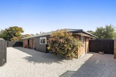 Photo of property in 1/12 Bevin Place, Bryndwr, Christchurch, 8053