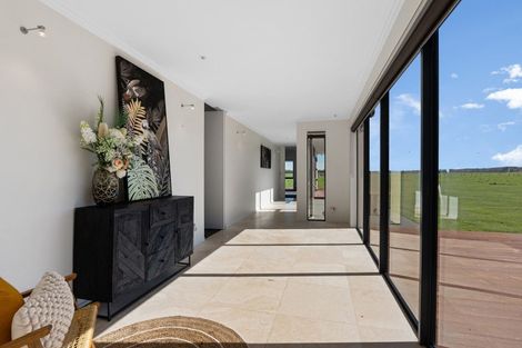 Photo of property in 585 Coutts Island Road, Coutts Island, Christchurch, 7670