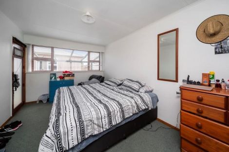 Photo of property in 158b Tukapa Street, Westown, New Plymouth, 4310