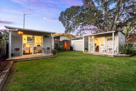 Photo of property in 54 Waiwera Road, Waiwera, Orewa, 0994