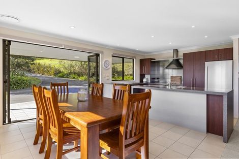 Photo of property in 11 Dalmore Way, Acacia Bay, Taupo, 3385