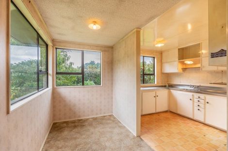 Photo of property in 16 Russell Street, Otane, 4202