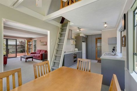Photo of property in 21 Te Arataura Street, Takapuwahia, Porirua, 5022
