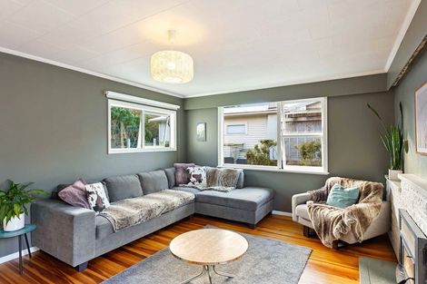 Photo of property in 13 Glen Road, Raumati South, Paraparaumu, 5032