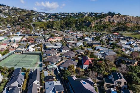 Photo of property in 7/71b Main Road, Redcliffs, Christchurch, 8081