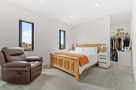 Photo of property in 35 Bella Vista Drive, Gulf Harbour, Whangaparaoa, 0930