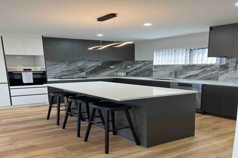 Photo of property in 166b Rathgar Road, Henderson, Auckland, 0610