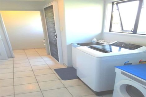 Photo of property in 220b Ocean Road, Whangamata, 3620