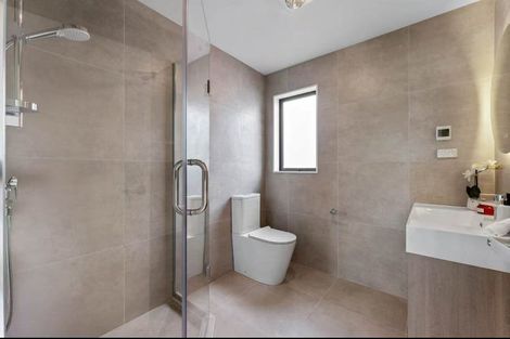 Photo of property in 7/12 Statesman Street, Henderson, Auckland, 0612