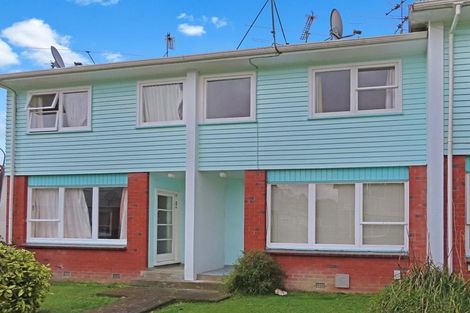 Photo of property in Shakespeare Flats, 8/48 Merton Street, Trentham, Upper Hutt, 5018