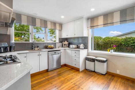 Photo of property in 31 Brassey Road, Saint Johns Hill, Whanganui, 4500