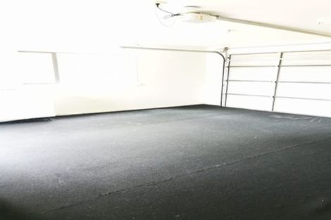 Photo of property in 74 Hetherington Road, Ranui, Auckland, 0612