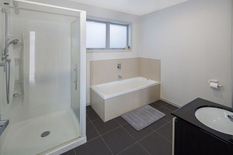 Photo of property in 19a Comber Place, Johnsonville, Wellington, 6037
