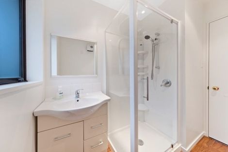 Photo of property in 33 Raupo Street, Bromley, Christchurch, 8062