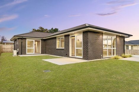 Photo of property in 12 Carrick Robertson Place, Waihi, 3610