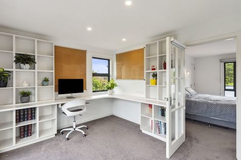 Photo of property in 34 Renown Road, Raumati South, Paraparaumu, 5032