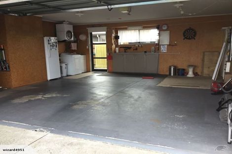 Photo of property in 11 Geneva Terrace, Kelvin Grove, Palmerston North, 4414