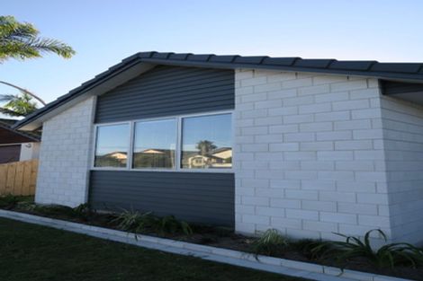 Photo of property in 31 Denny Hulme Drive, Mount Maunganui, 3116