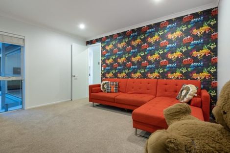 Photo of property in 7 Raiha Street, Papamoa Beach, Papamoa, 3118