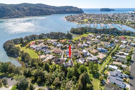 Photo of property in 126 Moana Anu Anu Avenue, Whangamata, 3620