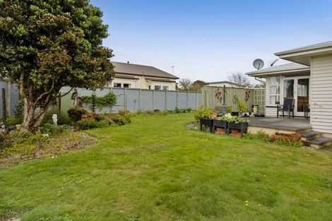 Photo of property in 28 Camberwell Road, Hawera, 4610
