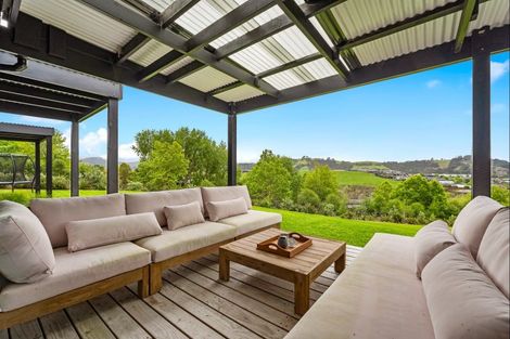 Photo of property in 7 Tamahunga Drive, Matakana, Warkworth, 0985