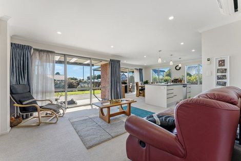 Photo of property in 1 Honeyfield Drive, Whalers Gate, New Plymouth, 4310