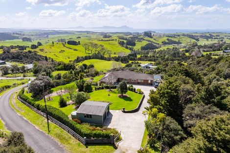 Photo of property in 17 Wairimu Way, Waipu, 0582
