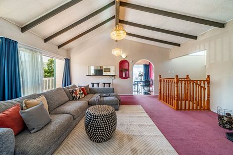 Photo of property in 6 Haast Close, Kelson, Lower Hutt, 5010