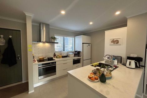 Photo of property in 25 Waenganui Road, Hobsonville, Auckland, 0616