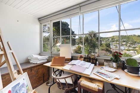 Photo of property in 8 Severn Street, Island Bay, Wellington, 6023