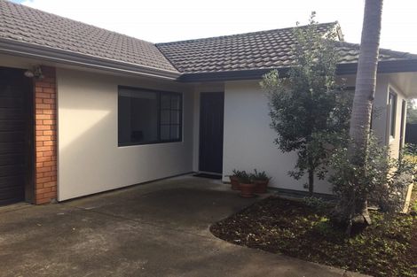 Photo of property in 27 Opawa Crescent, Favona, Auckland, 2024