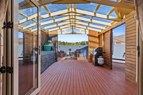 Photo of property in 73 Orion Drive, Welcome Bay, Tauranga, 3112