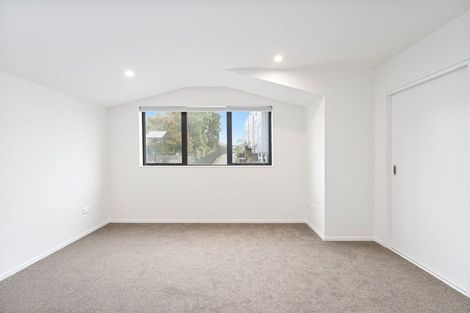 Photo of property in 12/106 Triangle Road, Massey, Auckland, 0614