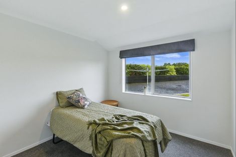 Photo of property in 51 Garth Road, Levin, 5571