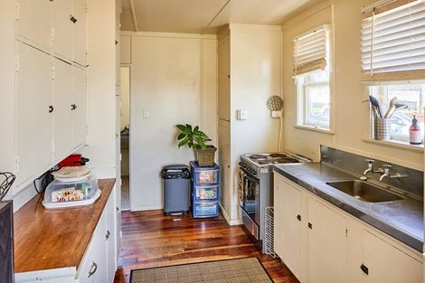 Photo of property in 125 Waddington Drive, Naenae, Lower Hutt, 5011