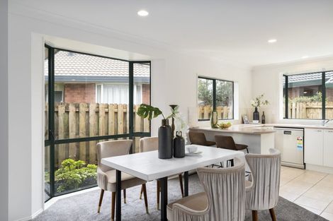 Photo of property in 22a Martin Jugum Lane, Ranui, Auckland, 0612