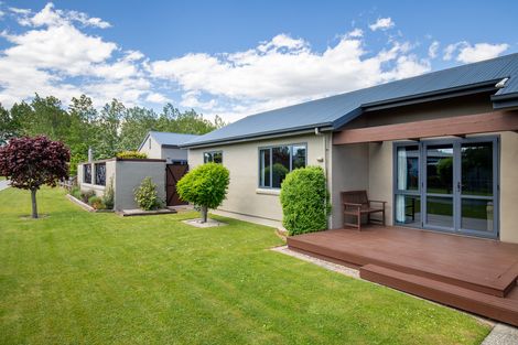 Photo of property in 5 Spruce Close, Alexandra, 9320