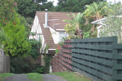 Photo of property in 52 Fitzwater Place, Henderson, Auckland, 0612